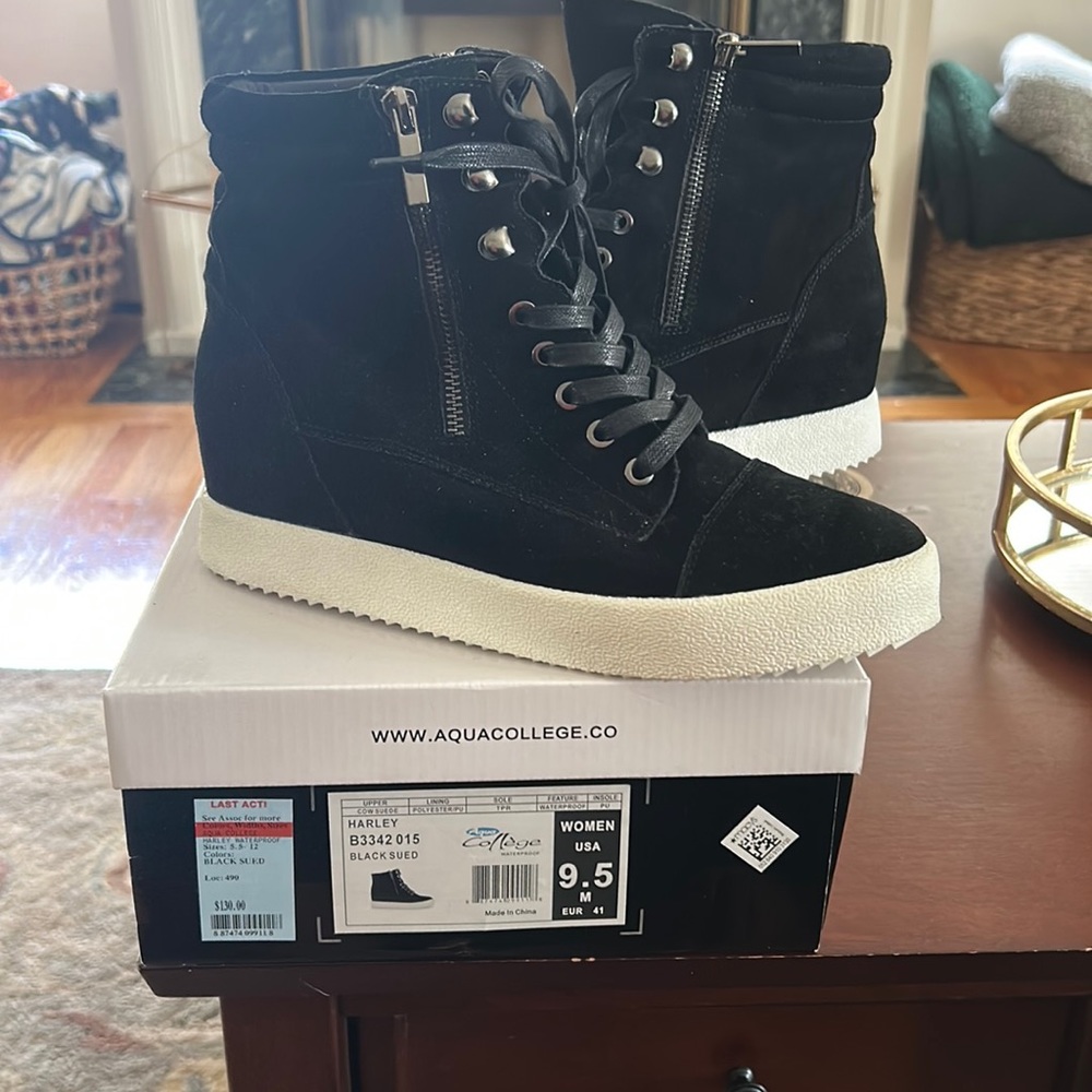 Aqua College waterproof cute lace up with zipper sides boots